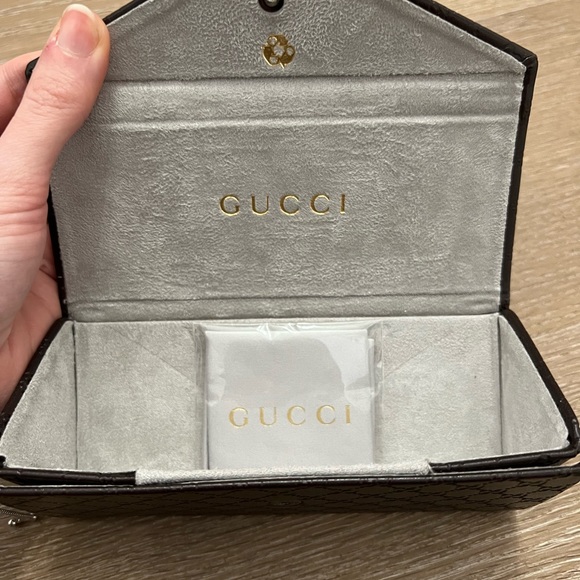 Gucci Pilot Frame Sunglasses - Picture 7 of 10